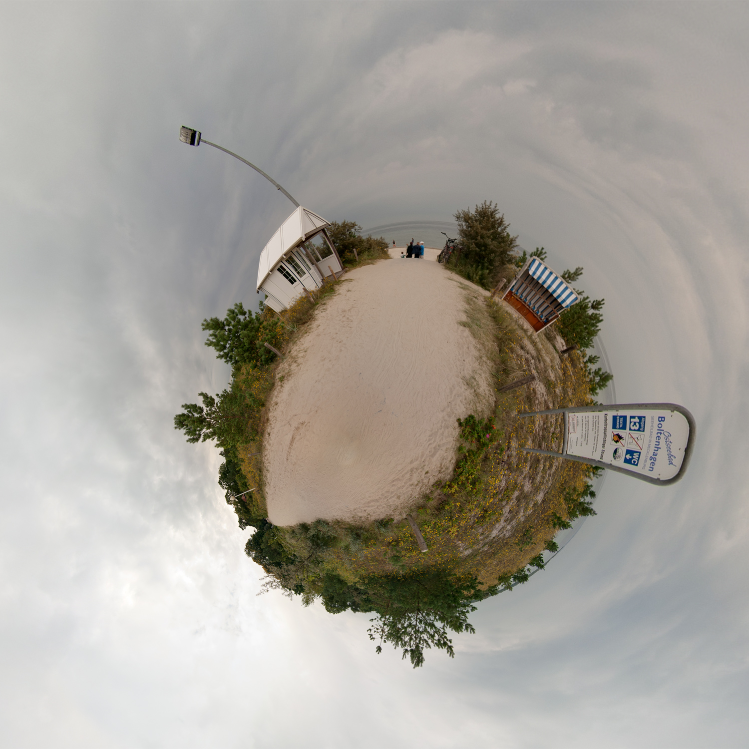 Panorama 125 - Little Planet