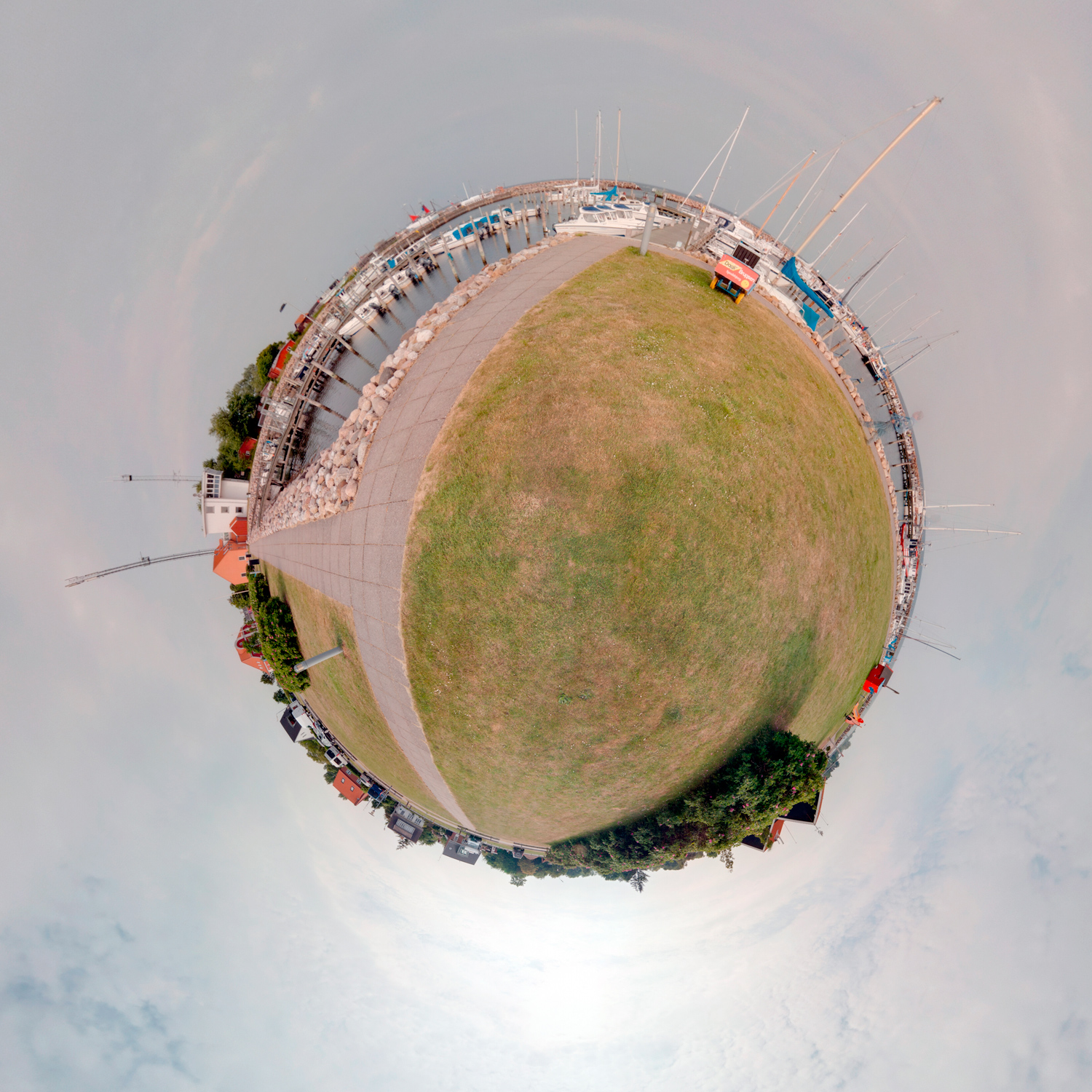Panorama 155 - Little Planet
